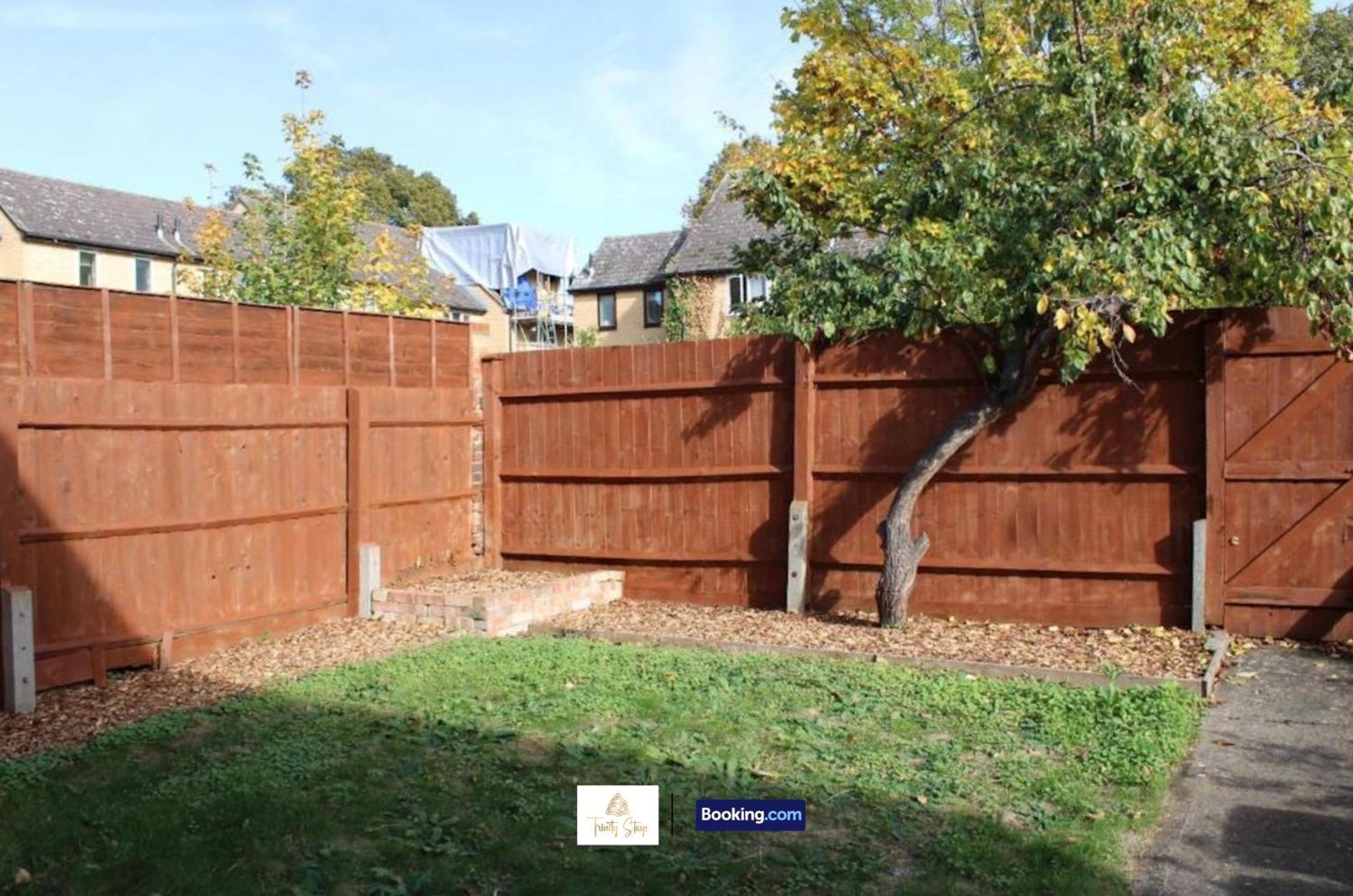 4 Bedroom House With Parking Near City Centre By Trinity Stays Short Lets & Serviced Accommodation Cambridge Exterior photo